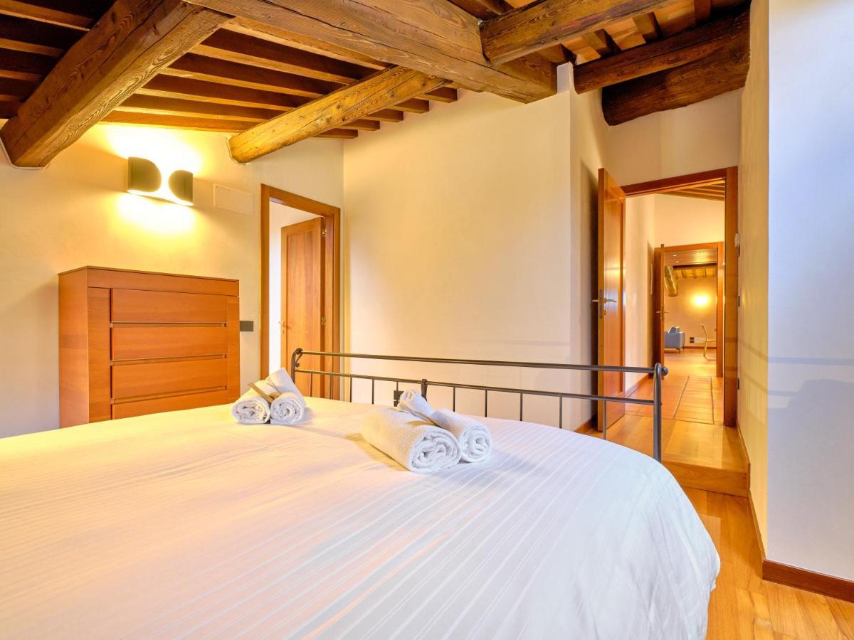 Apartmentsarena - Residenza Degli Scaligeri - Piazza Erbe Verona Exterior foto